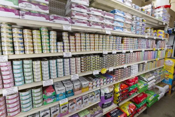 Cat food selection at Gateway Farm & Pet